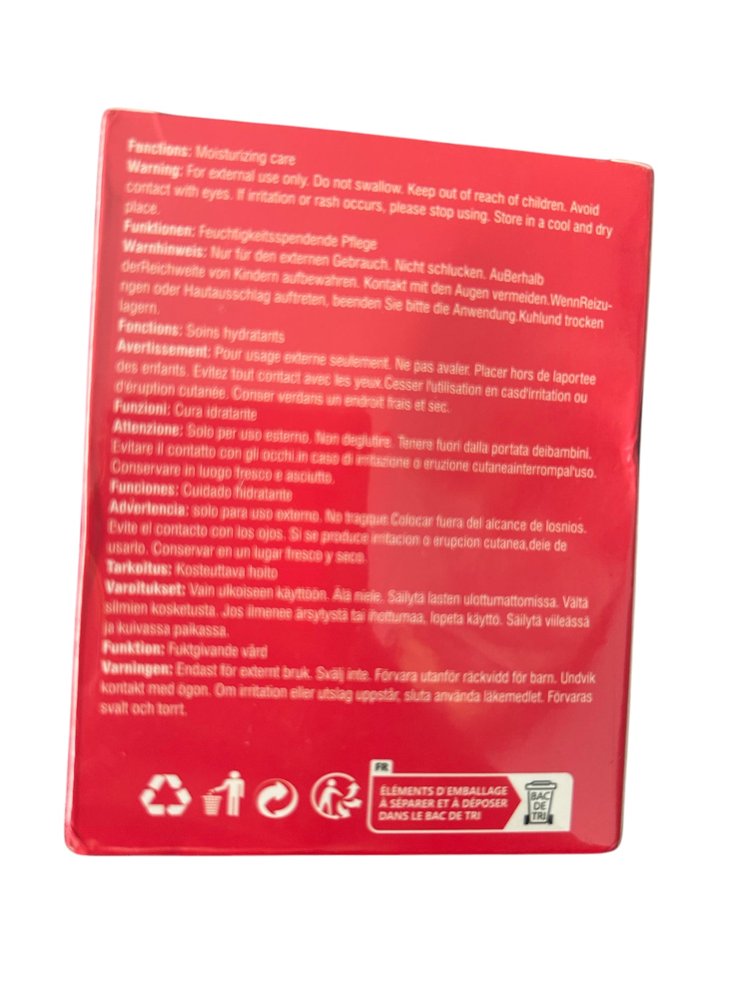 CHERRY & COLLAGEN LIP MASK – Intensely hydrating formula for irresistibly soft, smooth, and radiant lips.