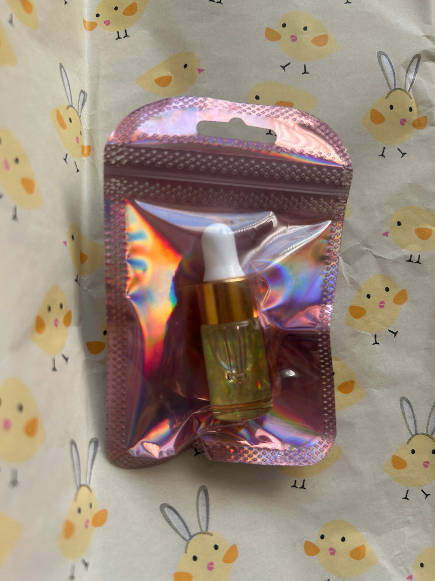 BEAUTY BOX: 13 items incl. salts, spray, oils, masks, balm & more.