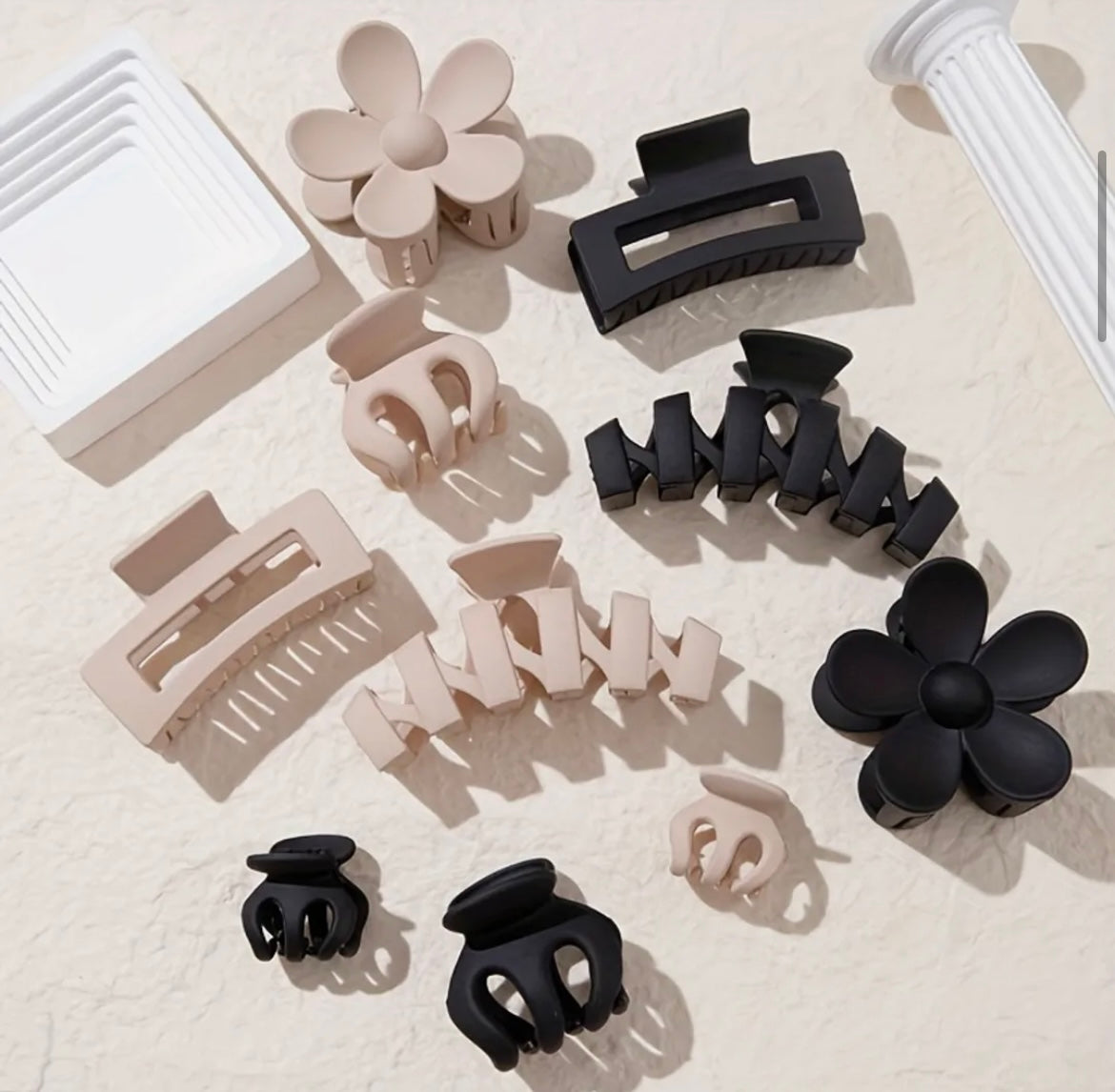 Hair Claw Clips – Various Designs
Chic and functional hair claw clips in a range of unique designs, starting from just 75p. Perfect for adding style and securing your hair with ease.