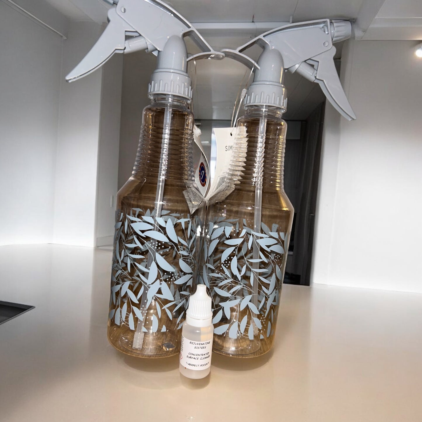 MULTI-PURPOSE DISINFECTANT CLEANER SHOT – Simply add one shot bottle to 500ml of water for a powerful clean with less waste. Available in a variety of amazing scents.
