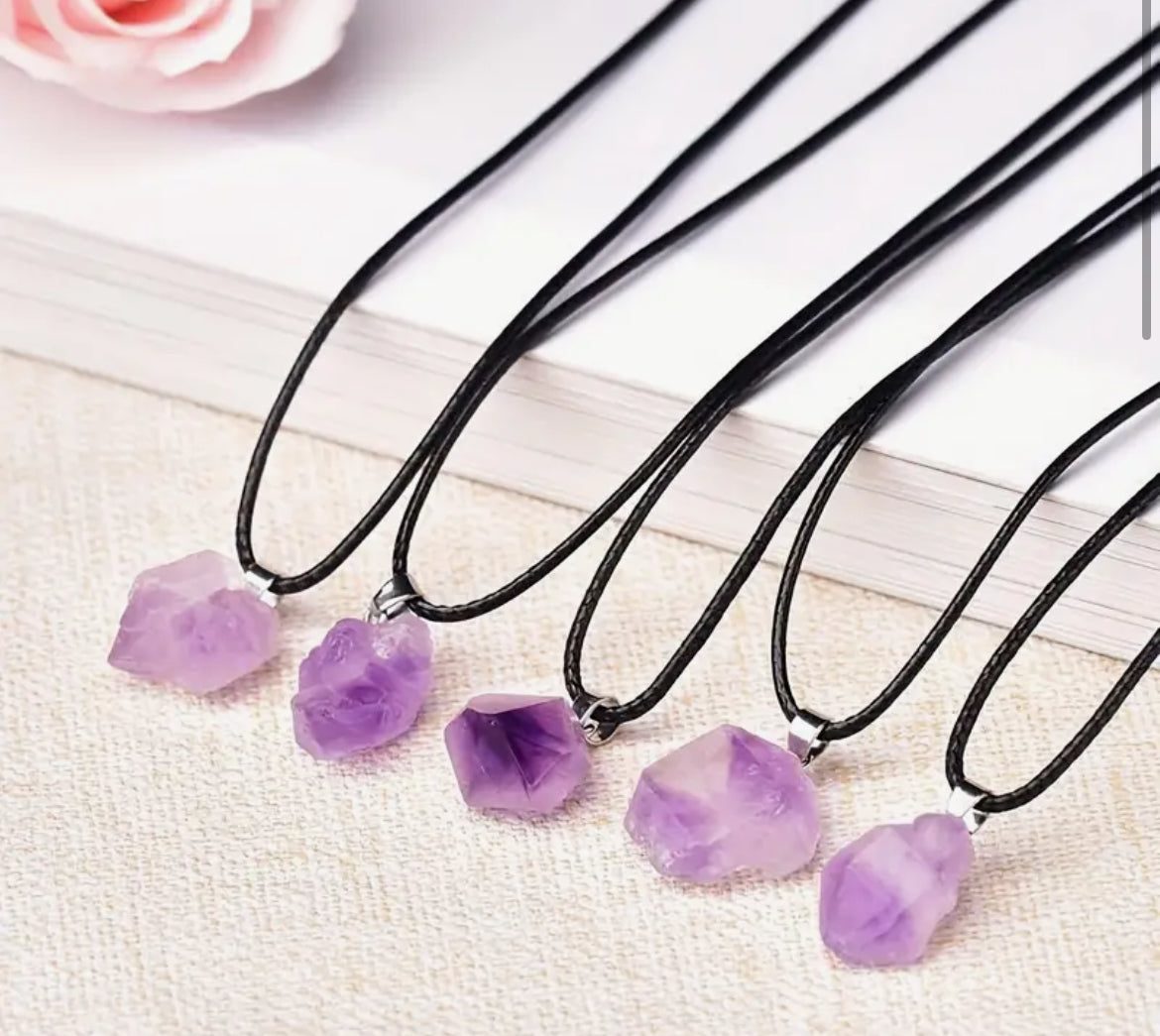 NECKLACE- NATURAL IRREGULAR AMETHYST STONE