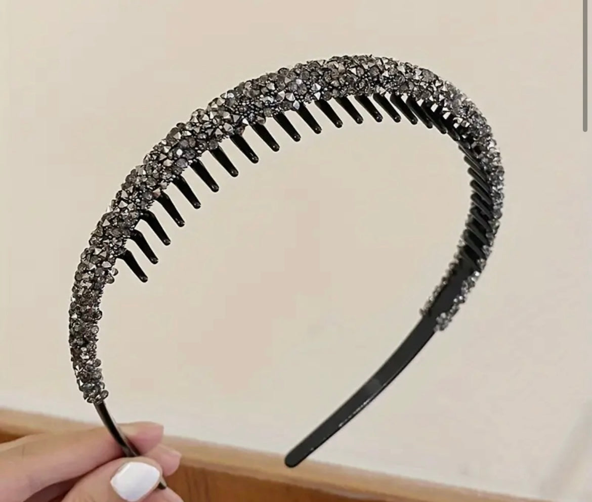 HEADBAND- EXQUISITE RHINESTONE HEADBAND